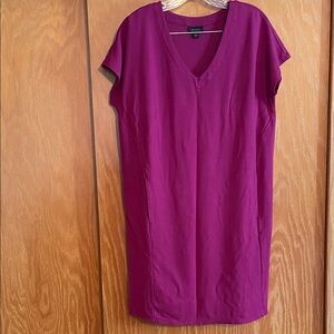 J. Jill Magenta V-Neck T-shirt Dress